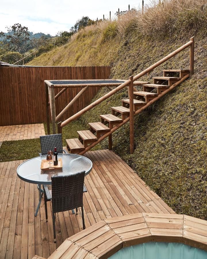 Bleu Hills Glamping Llanogrande Hotel Rionegro Exterior photo